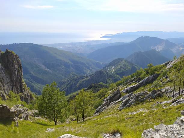 Valli boscose delle Alpi Apuane, nell'Appennino Toscano